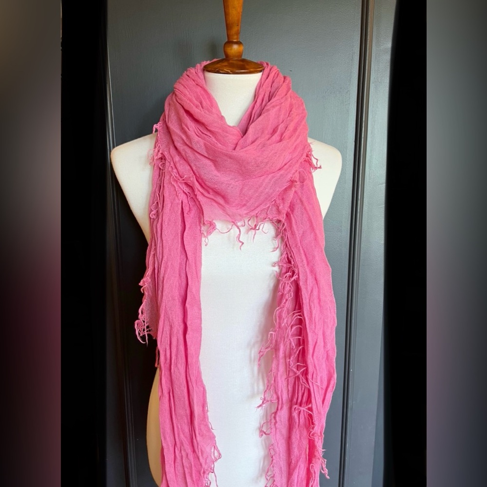 New Auth Chan Luu Cashmere and Silk Scarf Color: Chateau Rose